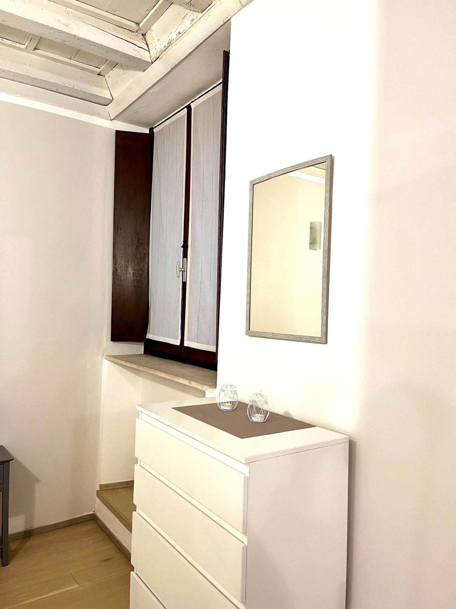 Residenza Serena Suite-Centro Storico Mantova Ngoại thất bức ảnh